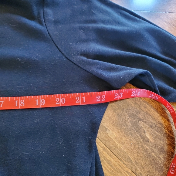 Basic Editions Black & Gold 3/4 Sleeve T-Shirt Top - Picture 7 of 11